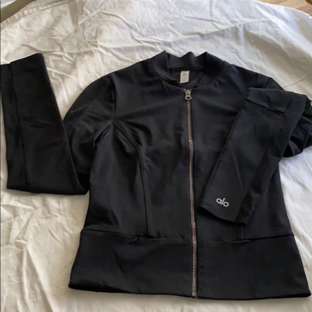 Alo yoga jacket